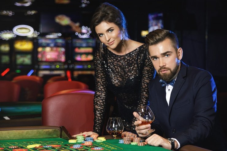 Dashboard h5.qt777 menampilkan berbagai pilihan permainan live dealer dan slot